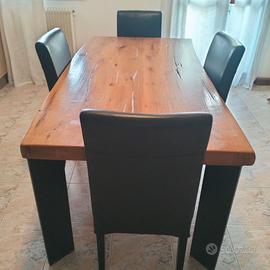 Tavolo in legno massello