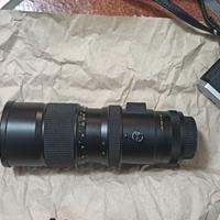 Macchina fotografica con accessori