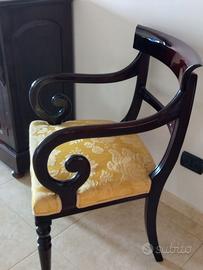 Poltroncina stile inglese con tessuto damascato gi