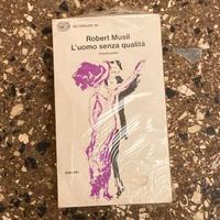 L'uomo senza qualità, di Robert Musil 2 VOLUMI
