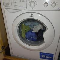 Lavatrice Indesit 6 kg.