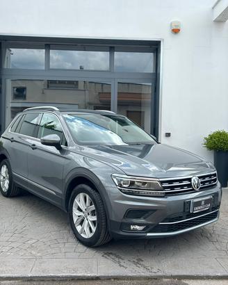 VW Tiguan 2.0 TDI 4MOTION DSG COCKPIT/LED-11/2018