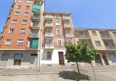 TRILOCALE VIA GIAMBATTISTA PERGOLESI 171