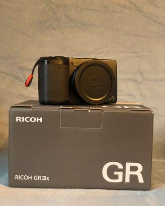 Ricoh GR IIIx