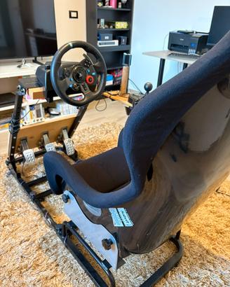 Simulatore di guida Logitech