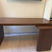 Scrivania Malm  marrone-nero IKEA