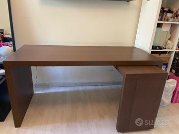 Scrivania Malm  marrone-nero IKEA