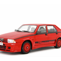 Modellino Alfa Romeo 75 1.8i Turbo Evoluzione 1/18