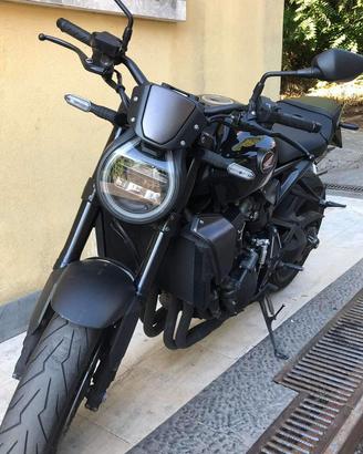 Cb1000r