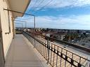 ampio-appartamento-vista-mare