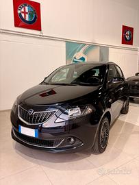 Lancia Ypsilon 1.0 FireFly 5 porte S&S Hybrid Gold