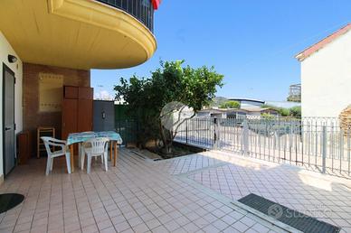 2 LOCALI A SAN BENEDETTO DEL TRONTO