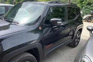 Jeep renegade trailhawk