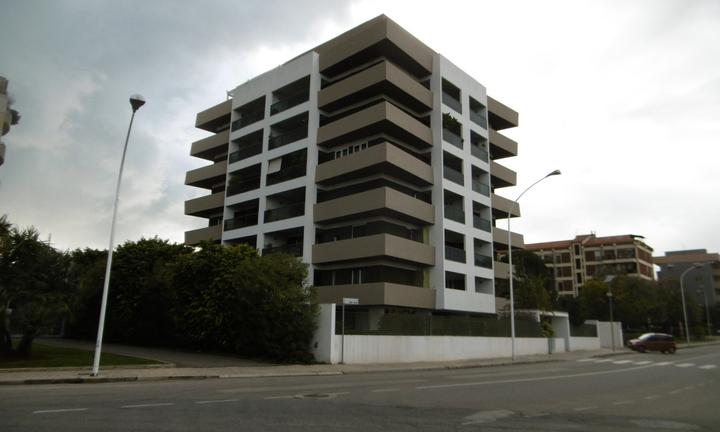 Quartiere del sole luminoso bivano arredato