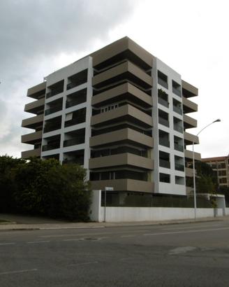 Quartiere del sole luminoso bivano arredato