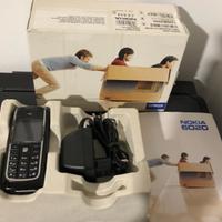 Cellulare Nokia 6020 con scatola e caricabatterie