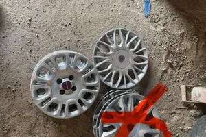 Copricerchio lancia ypsilon da 15 1 pz panda da 14