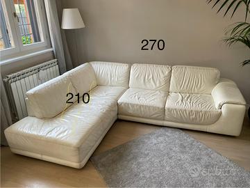 Divano pelle angolare Chateau d’Ax