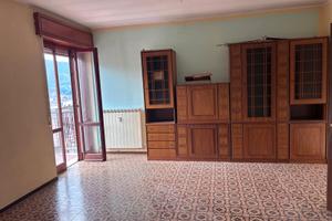 Quadrilocale di 120 mq con box e cantina