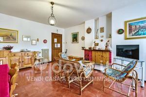 Appartamento di 99 m² con 4 locali e box auto a Mo