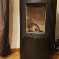 Stufa a pallet-Ravelli