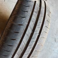 Gomme Michelin 195/65 R15 91 T con cerchi in ferro