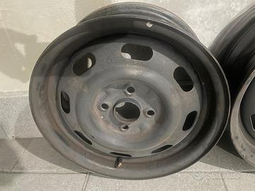 Cerchi diametro 14 Mazda