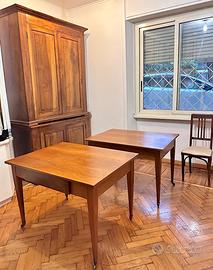 2 tavoli in stile Biedermeier e tanti mobili