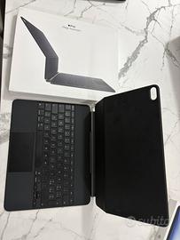 Magic Keyboard apple 13” 2026