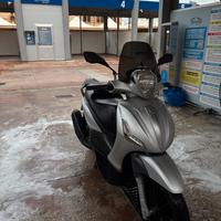 Beverly 300s 2018