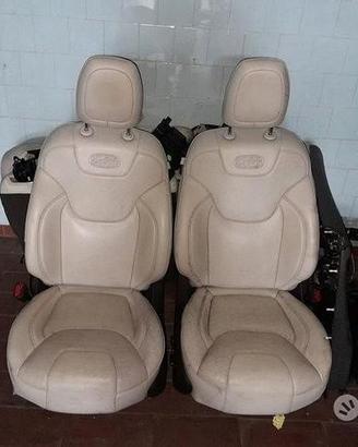 Interno In Pelle Per Jeep Cherokee KL 2018