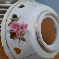 Deliziosi antichi paralumi in ceramica