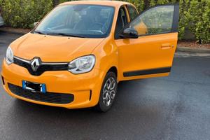 Renault Twingo zen SOLO 9000 KM come nuova