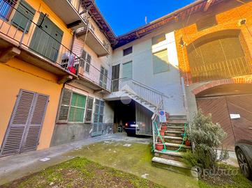 CASA DI CORTE A CASTELNUOVO DON BOSCO