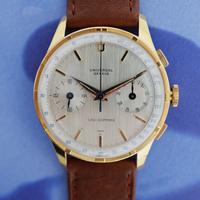 Universal Uni-Compax cronografo cassa oro Jumbo