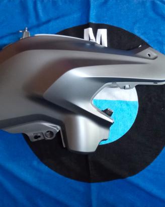 plastiche laterali bmw gs 1200 lc chiamare