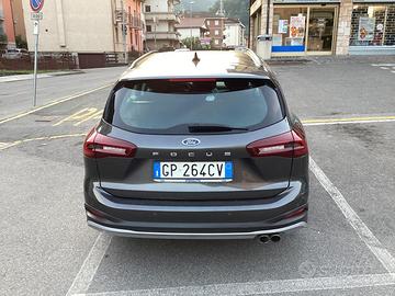 Ford focus station wagon