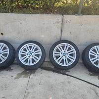 Set Cerchi Originali Bmw con Pneumatici Invernali