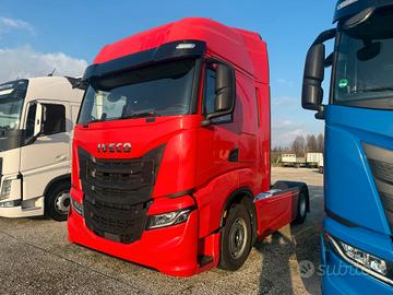 IVECO STRALIS S-WAY 530 FULL PNEUMATICO ANNO 2023 