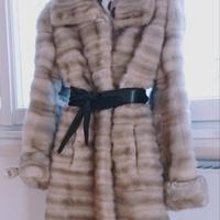 Splendida pelliccia di visone grigio