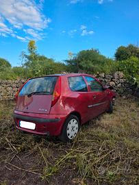 Fiat punto 1.2 pezzi di ricambio 