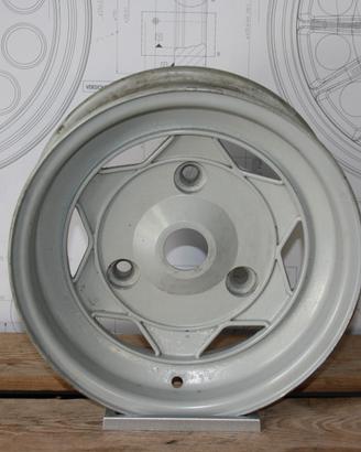 RENAULT ALPINE A110 CERCHIO LEGA 5X13