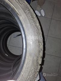 Gomme invernali R17 215/45 Continental