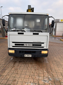 Iveco Eurocargo 65E12 con piattaforma