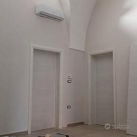 Porte interne pronte Spissu finestre e persiane