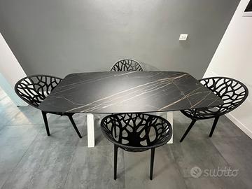 Tavolo con piano in ceramica Noir Desir