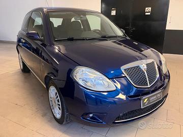 Lancia Ypsilon 1.4 16v Platino NEOPATENTATI