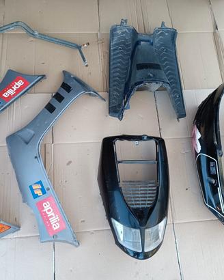 plastiche ricambi carene Aprilia Sr replica 