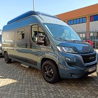 Laika Ecovip 600 - Furgonato con tetto sollevabile