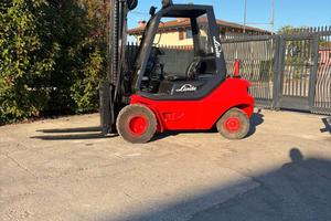 S142 Muletto Linde 30 q alzata libera